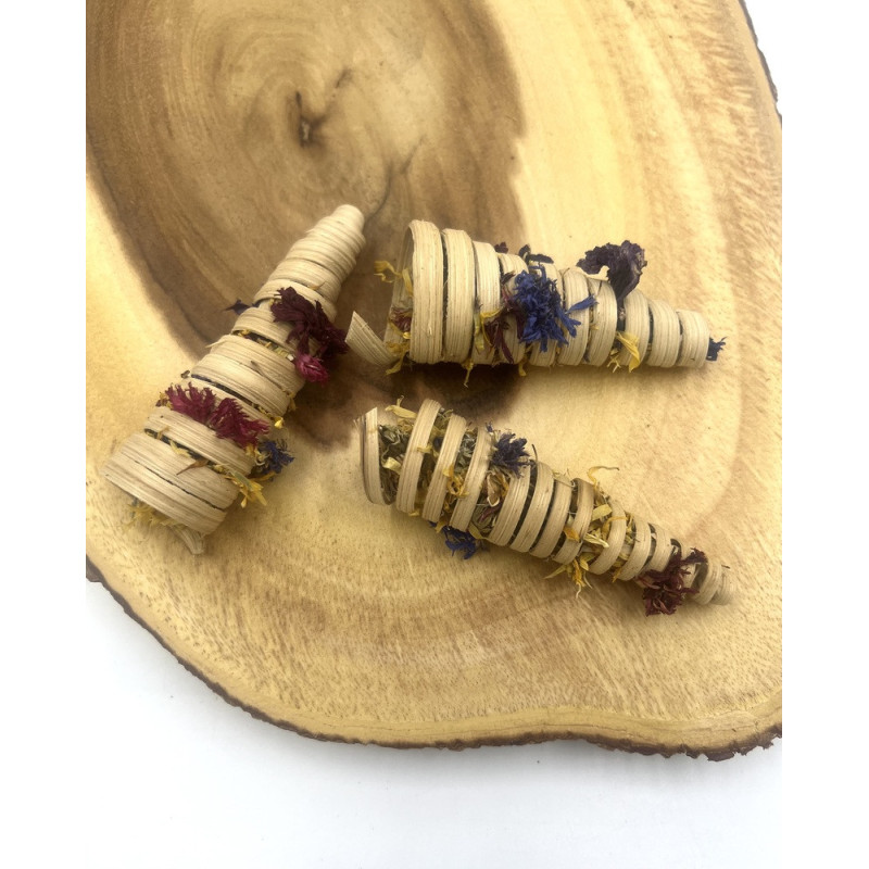 Stuffed Palm Twirls for Small Pets | Botanical Dream Chew & Forage Toy